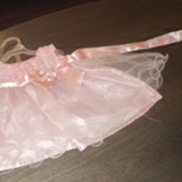 Dress - Picture 2 of 4